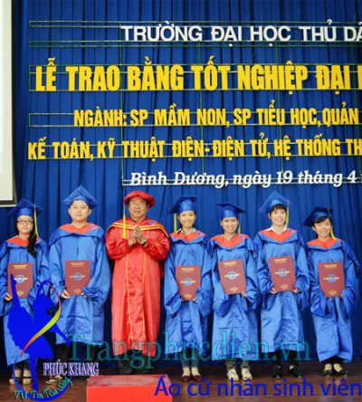 Xưởng may áo cử nhân đại học giá rẻ