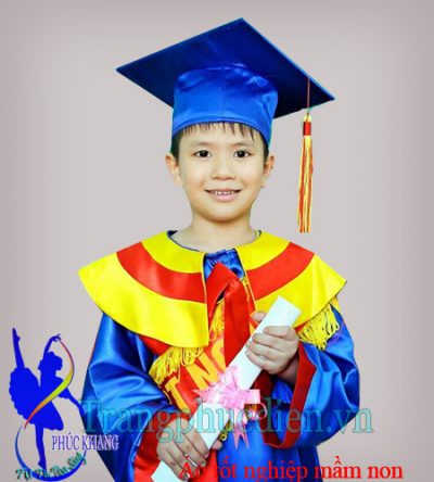 Địa chỉ may áo cử nhân trẻ em đẹp rẻ