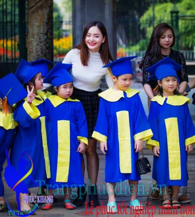 Chuyên sản xuất áo cử nhân trẻ em rẻ đẹp