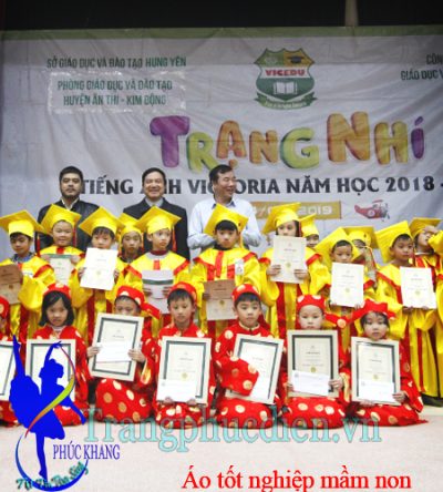 Trang phục áo mũ ra trường mầm non