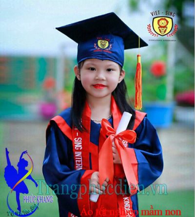 Chuyên phân phối áo mũ cử nhân trẻ em toàn quốc