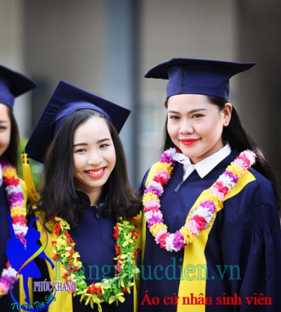 Sản xuất áo cử nhân đẹp